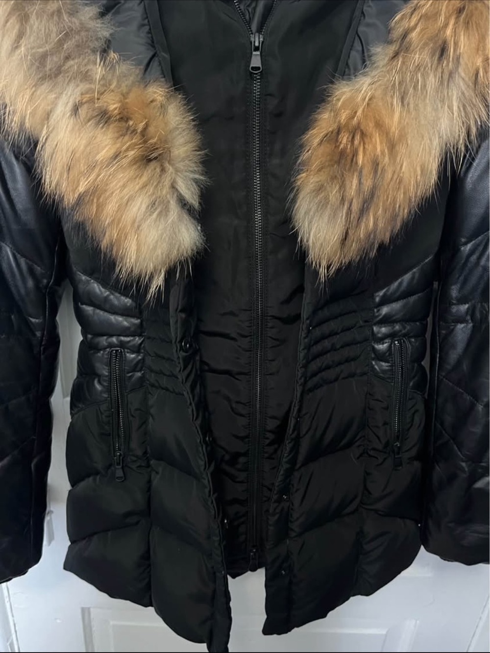 DANIER Black Down Puffer Jacket with Real Raccoon Fur Hood - Picture 5 of 9